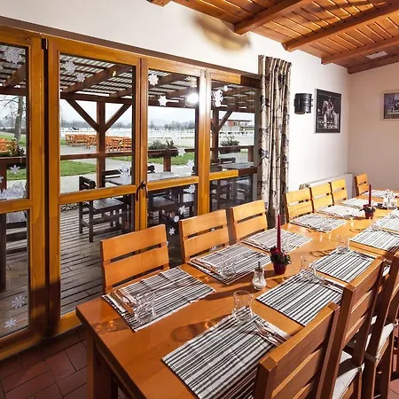 Farma Ptyrov Guest house Mnichovo Hradiste