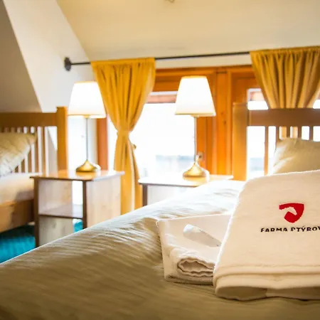 בית הארחה Farma Ptyrov